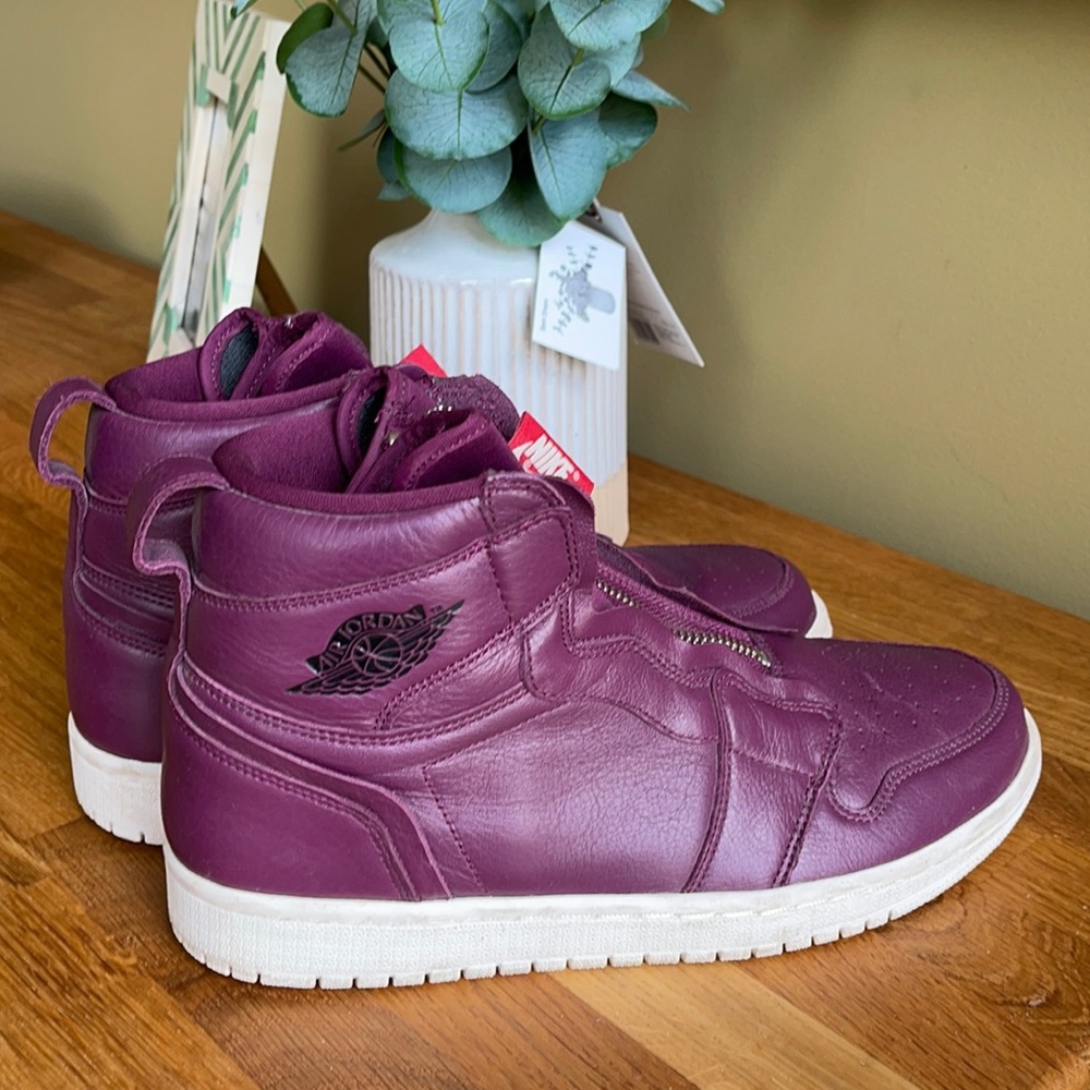 Women's Nike Air Jordan 1 Retro High Zip Bordeaux